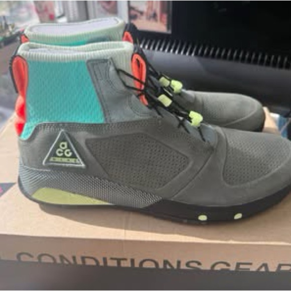 Nike ACG Gray and Aqua High-Tops